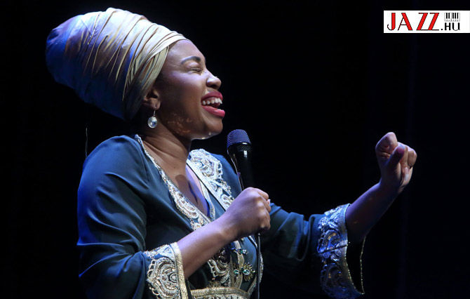 Jazzmeia Horn