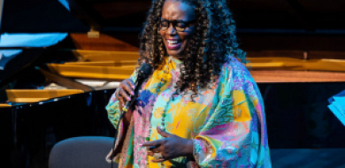 Dianne Reeves fergeteges koncertje a Müpában // Egy igazi jazzdíva harmadik látogatása Budapesten